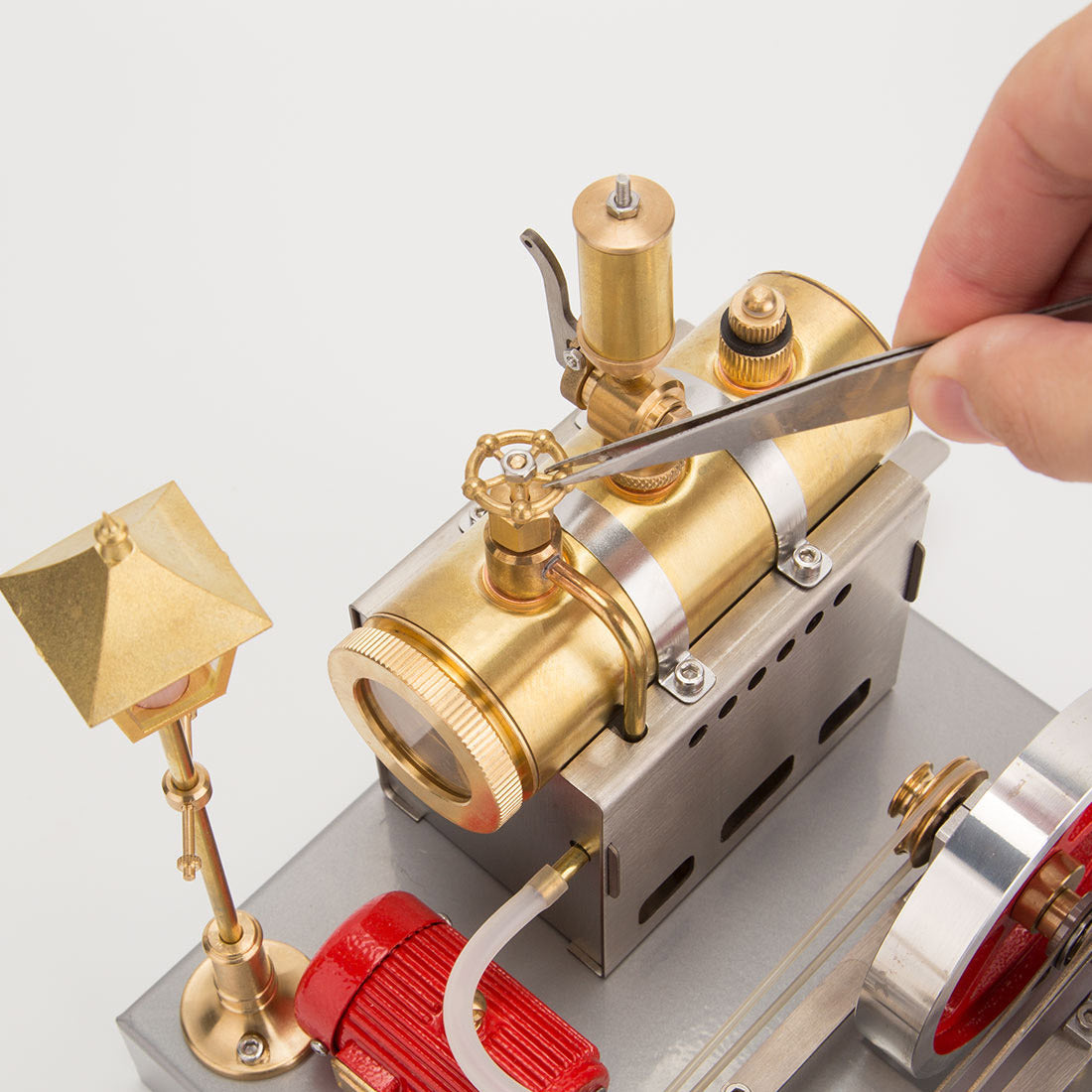 RETROL SE-02 Full Metal Stationary Steam Engine Model and Boiler Model Kit with Generator and Street Lamp